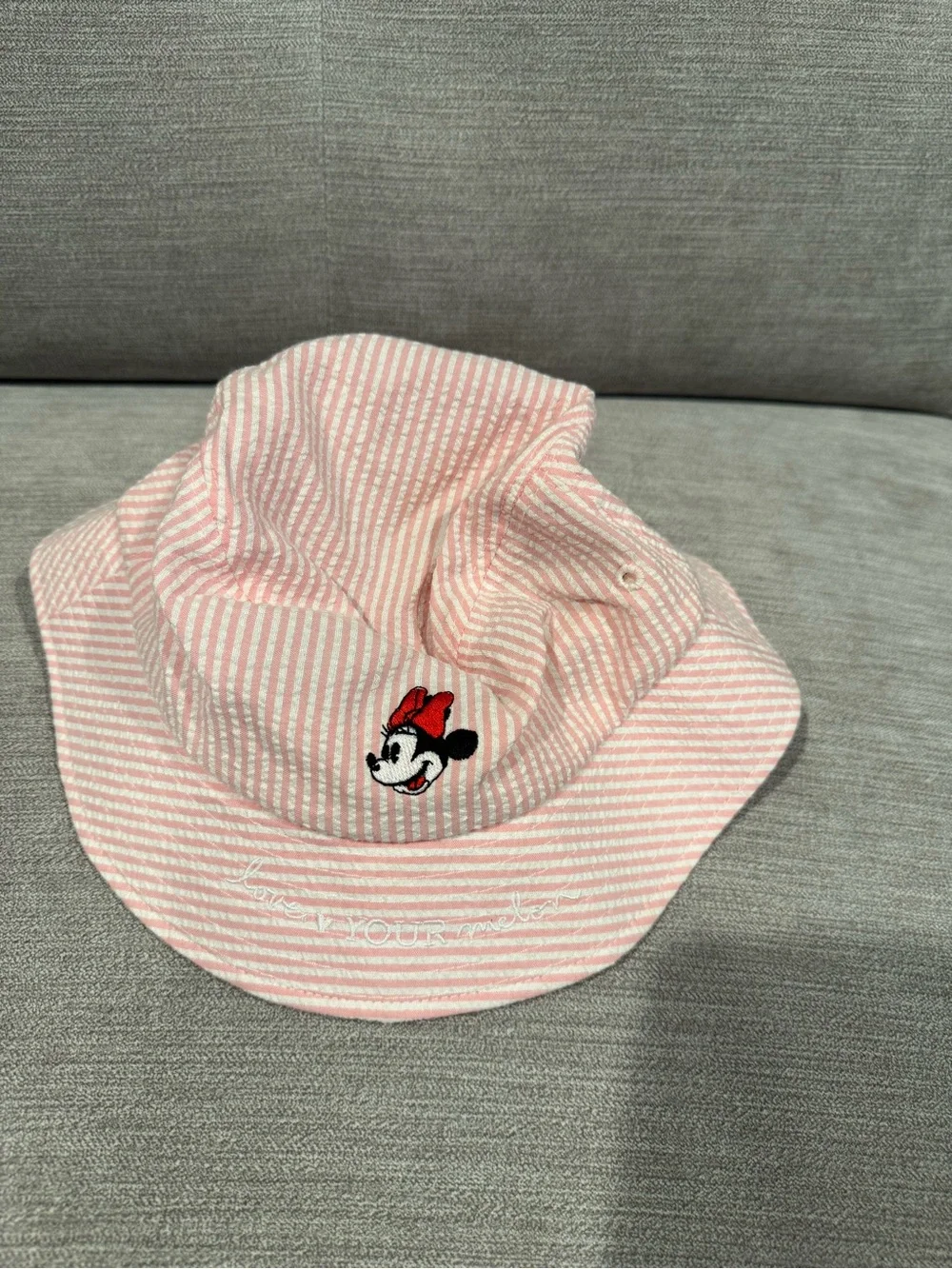 Love Your Melon Disney Minnie Mouse Pink & White Bucket Hat